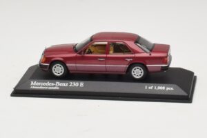 Mercedes 230E W124 Rdeča Metalik Minichamps 1:43 400037001 Kovina