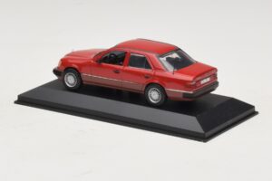 Mercedes 300D W124 Turbo Rdeč Minichamps 1:43 3210 Kovina – slika 3 od 4