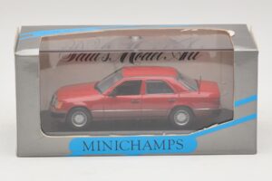 Mercedes 300D W124 Turbo Rdeč Minichamps 1:43 3210 Kovina – slika 4 od 4
