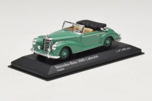 Mercedes 300S Kabriolet Zelen Minichamps 1:43 430032335 Kovina – slika 2 od 5