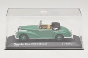 Mercedes 300S Kabriolet Zelen Minichamps 1:43 430032335 Kovina – slika 4 od 5