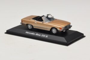 Mercedes 350 SL R107 Zlat Maxichamps 1:43 940033431 Kovina – slika 3 od 4