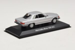 Mercedes 450 SLC C107 Srebrn Maxichamps 1:43 940033421 Kovina – slika 2 od 4
