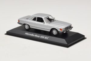 Mercedes 450 SLC C107 Srebrn Maxichamps 1:43 940033421 Kovina – slika 3 od 4