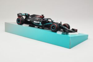 Mercedes AMG Petronas W11 EQ Performance #44 L. Hamilton 91st F1 Win Eifel GP 2020 Minichamps 1:18 113201144 Kovina – slika 4 od 6