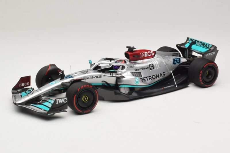 Mercedes AMG Petronas W13 E Performance #63 G. Russell Spanish GP 2022 Minichamps 1:18 110220063 Kovina