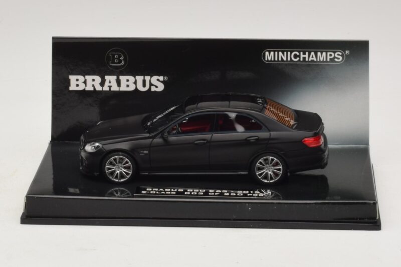 Mercedes Brabus 850 E63 W212 Mat Črna Minichamps 1:43 437034101 Kovina