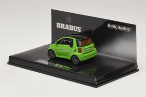 Mercedes Brabus Ultimate 120 Zelen Minichamps 1:43 437032700 Kovina – slika 3 od 5
