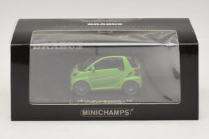 Mercedes Brabus Ultimate 120 Zelen Minichamps 1:43 437032700 Kovina – slika 5 od 5