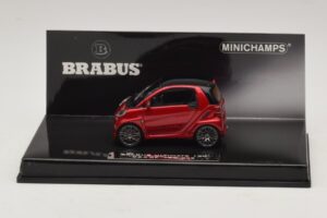 Mercedes Brabus Ultimate 120 Rdeč Minichamps 1:43 437032701 Kovina