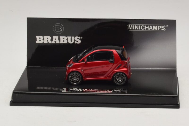 Mercedes Brabus Ultimate 120 Rdeč Minichamps 1:43 437032701 Kovina