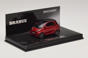 Mercedes Brabus Ultimate 120 Rdeč Minichamps 1:43 437032701 Kovina – slika 2 od 5