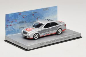 Mercedes E-Class #5 Team Auto Motor und Sport Rally Paris-Peking 2007 Minichamps 1:43 B66962261 Kovina – slika 2 od 5