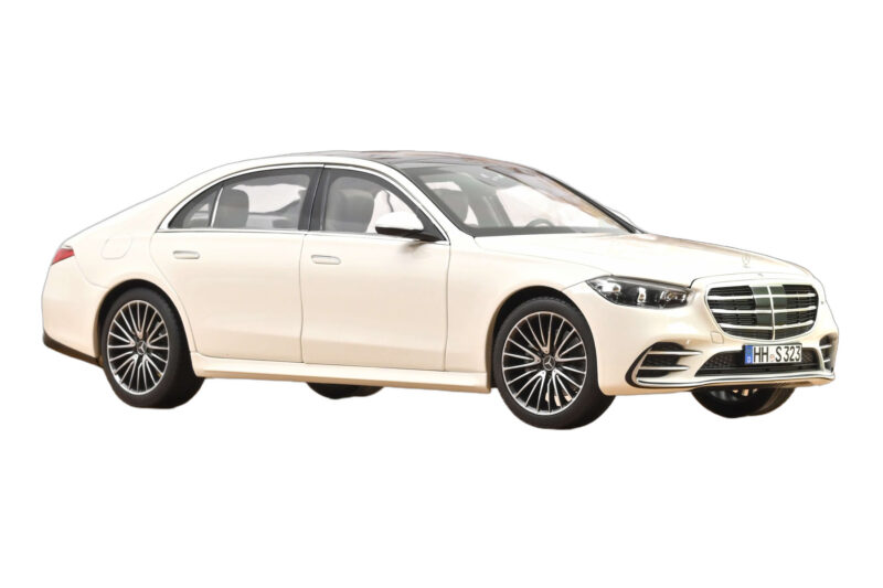 Mercedes S-Class W223 AMG Line Bel Norev 1:18 Mercedes S-Class W223 AMG Line Bel Norev 1:18 183807 Kovina