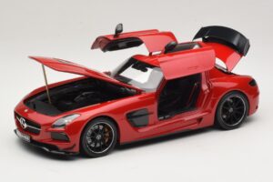 Mercedes SLS AMG C197 Black Series Rdeč Minichamps 1:18 110033022 Kovina – slika 3 od 8