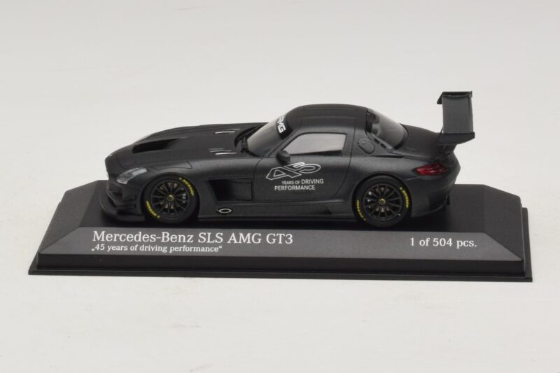 Mercedes SLS AMG GT3 45 Years of Driving Performance Črn Minichamps 1:43 Mercedes SLS AMG GT3 45 Years of Driving Performance Črn Minichamps 1:43 410133200 Kovina