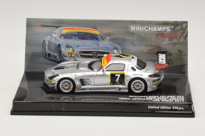 Mercedes SLS AMG GT3 #7 Black Falcon Jager / Seyffarth 24 Hours of Dubai 2011 Minichamps 1:43 Mercedes SLS AMG GT3 #7 Black Falcon Jager / Seyffarth 24 Hours of Dubai 2011 Minichamps 1:43 437110307 Kovina