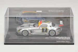 Mercedes SLS AMG GT3 #7 Black Falcon Jager / Seyffarth 24 Hours of Dubai 2011 Minichamps 1:43 437110307 Kovina – slika 4 od 5