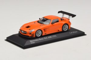 Mercedes SLS AMG GT3 Street Orange Minichamps 1:43 410113204 Kovina – slika 2 od 4