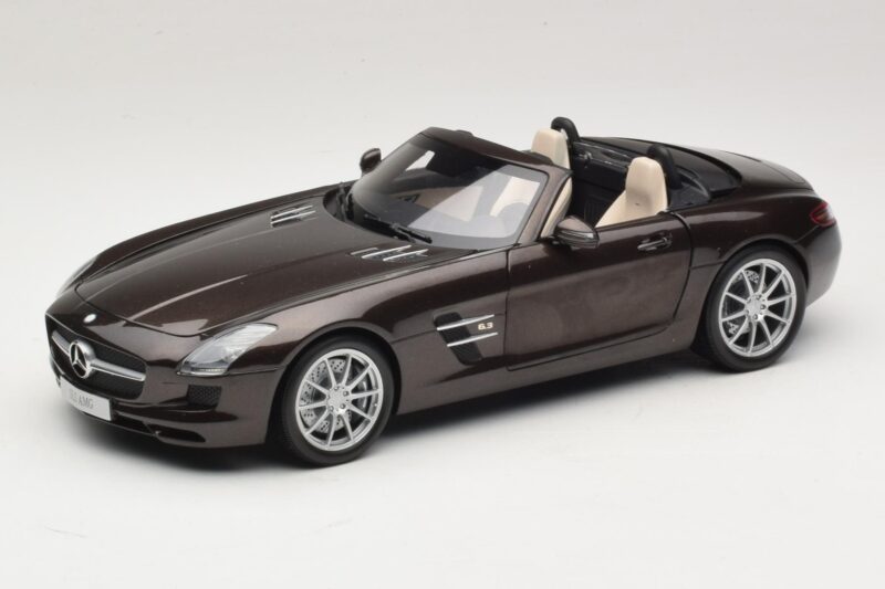 Mercedes SLS AMG Sepang Brown Minichamps 1:18 B66960080 Kovina