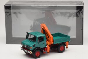 Mercedes Unimog 1300 L Prekucnik z Nakladalno Žerjavo Minichamps 1:43 439033000 Kovina – slika 6 od 6