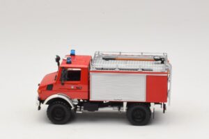 Mercedes Unimog 1300 L TLF 8/18 FF Oberammergau Minichamps 1:43 439033071 Kovina – slika 3 od 6