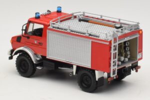 Mercedes Unimog 1300 L TLF 8/18 FF Oberammergau Minichamps 1:43 439033071 Kovina – slika 5 od 6