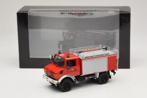 Mercedes Unimog 1300 L TLF 8/18 FF Oberammergau Minichamps 1:43 439033071 Kovina – slika 6 od 6