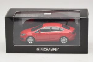 Opel Astra J Rdeč Minichamps 1:43 410042001 Kovina – slika 4 od 4