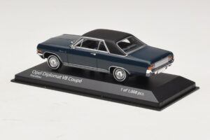 Opel Diplomat A V8 Coupe Temno Modra Minichamps 1:43 400048021 Kovina – slika 3 od 4