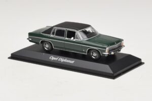 Opel Diplomat B Temno Zelen Maxichamps 1:43 940046070 Kovina – slika 3 od 4