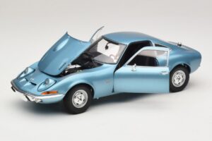 Opel GT Blue Metallic Minichamps 1:18 180049030 Kovina – slika 2 od 8