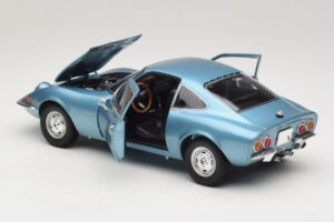 Opel GT Blue Metallic Minichamps 1:18 180049030 Kovina – slika 5 od 8