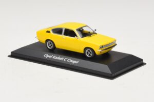Opel Kadett C Coupe Rumen Maxichamps 1:43 940045620 Kovina – slika 3 od 4