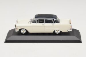 Opel Kapitan A Bel Minichamps 1:43 400048000 Kovina
