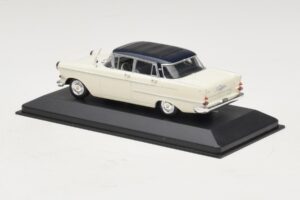 Opel Kapitan A Bel Minichamps 1:43 400048000 Kovina – slika 3 od 4