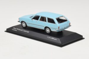 Opel Rekord D Caravan Svetlo Modra Minichamps 1:43 400044014 Kovina – slika 3 od 4