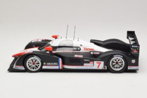Peugeot 908 HDi FAP LMP1 #7 M. Gene / N. Minassian / J. Villeneuve 24 Hours of Le Mans 2007 Minichamps 1:18 150071207 Kovina – slika 3 od 6