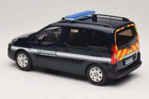Peugeot Partner Gendarmerie Temno Modra Norev 1:18 184890 Kovina – slika 5 od 6