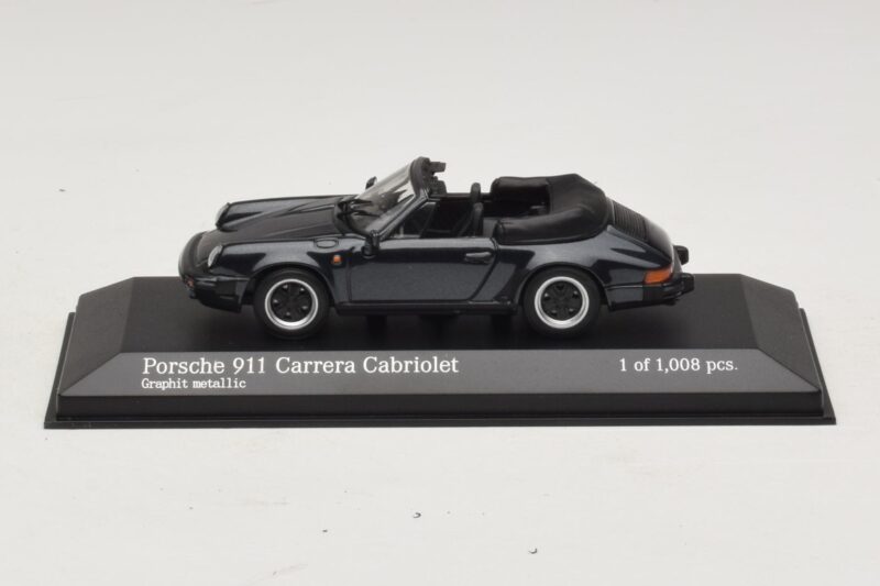 Porsche 911 930 Carrera Cabriolet Siva Metalik Minichamps 1:43 Porsche 911 930 Carrera Cabriolet Siva Metalik Minichamps 1:43 430062037 Kovina