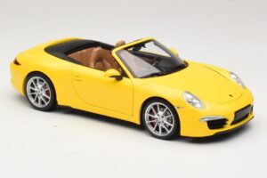 Porsche 911 991 Carrera S Kabriolet Rumen Minichamps 1:18 100061031 Kovina – slika 6 od 8
