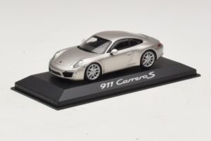 Porsche 911 991 Carrera S Srebrna Metalik Minichamps 1:43 WAP0200130C Kovina – slika 2 od 4