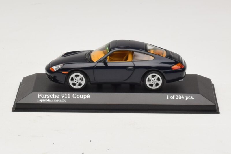 Porsche 911 991 Turbo S Modra Metalik Minichamps 1:43 Porsche 911 991 Turbo S Modra Metalik Minichamps 1:43 410062220 Kovina