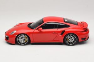 Porsche 911 991 Turbo S Rdeč Minichamps 1:18 110062320 Kovina – slika 4 od 8