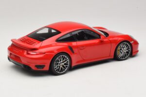 Porsche 911 991 Turbo S Rdeč Minichamps 1:18 110062320 Kovina – slika 2 od 8