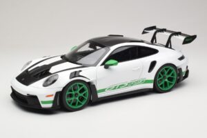 Porsche 911 992 GT3 RS Tribute to Carrera RS Bel Python Green Norev 1:12 127535 Kovina