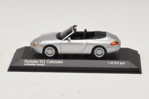 Porsche 911 996 Kabriolet Srebrna Kovinska Minichamps 1:43 400061091 Kovina
