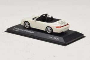Porsche 911 997 Carrera 4S Kabriolet Bel Minichamps 1:43 400066431 Kovina – slika 3 od 4
