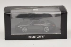 Porsche 911 997 Carrera Kabriolet Black Edition Minichamps 1:43 400066434 Kovina – slika 4 od 4