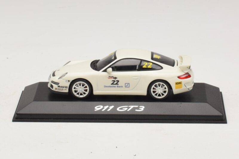 Porsche 911 997 GT3 #22 Bel Minichamps 1:43 Porsche 911 997 GT3 #22 Bel Minichamps 1:43 WAP020102016 Kovina